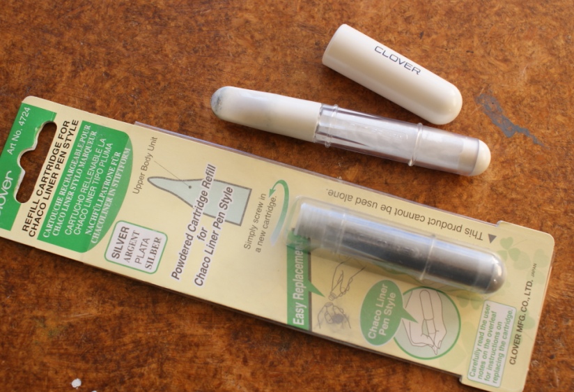 Chaco Liner Pen Style Pros - leaves a clear line of chalk; refills come in a variety of colours. Cons - lines quickly disappear as quilt top is handled; can leave permanent marks.