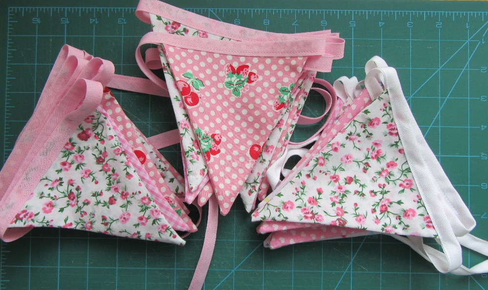 Pink bunting