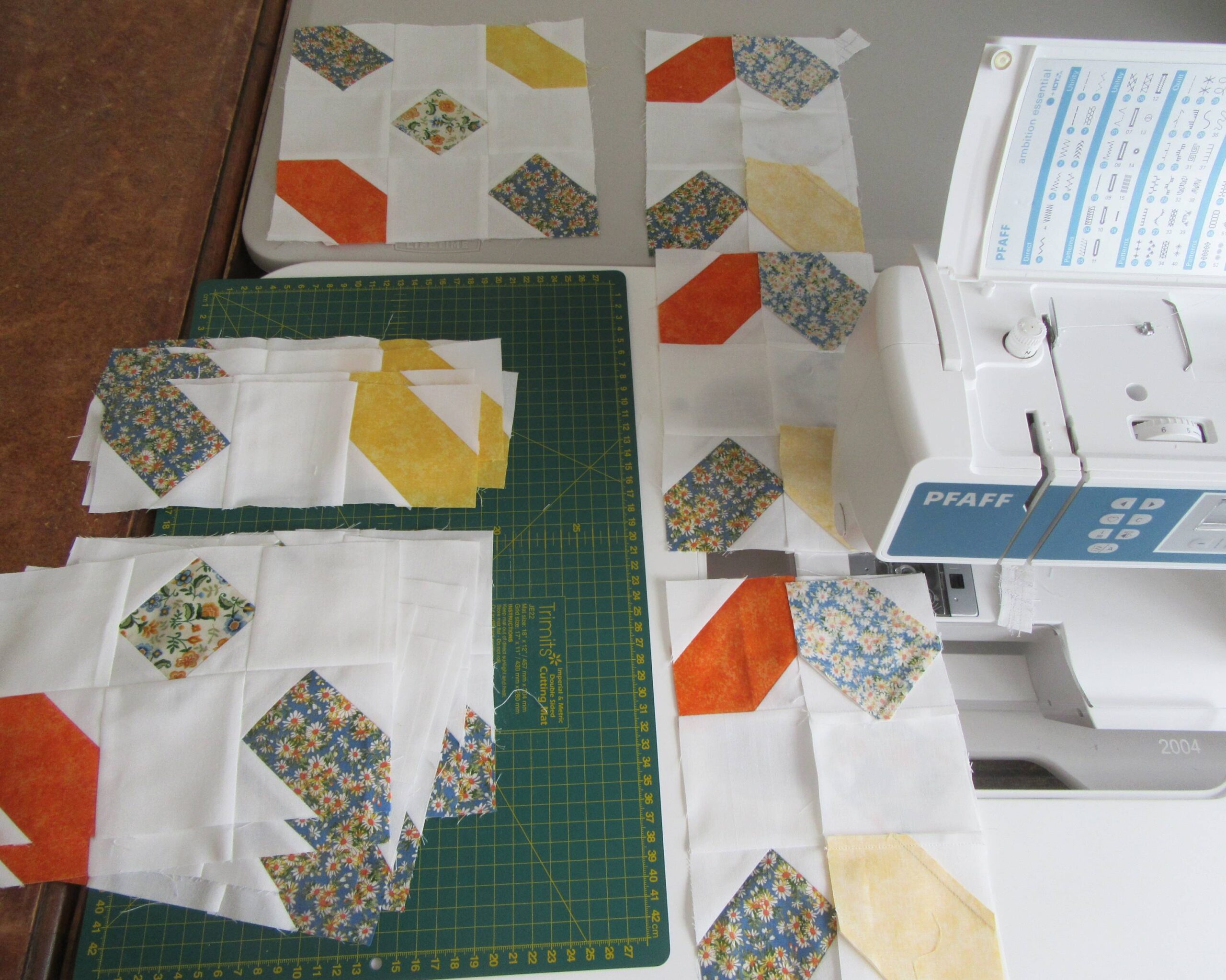 Dashes, dots and crosses chain piecing blocks by Allison Reid