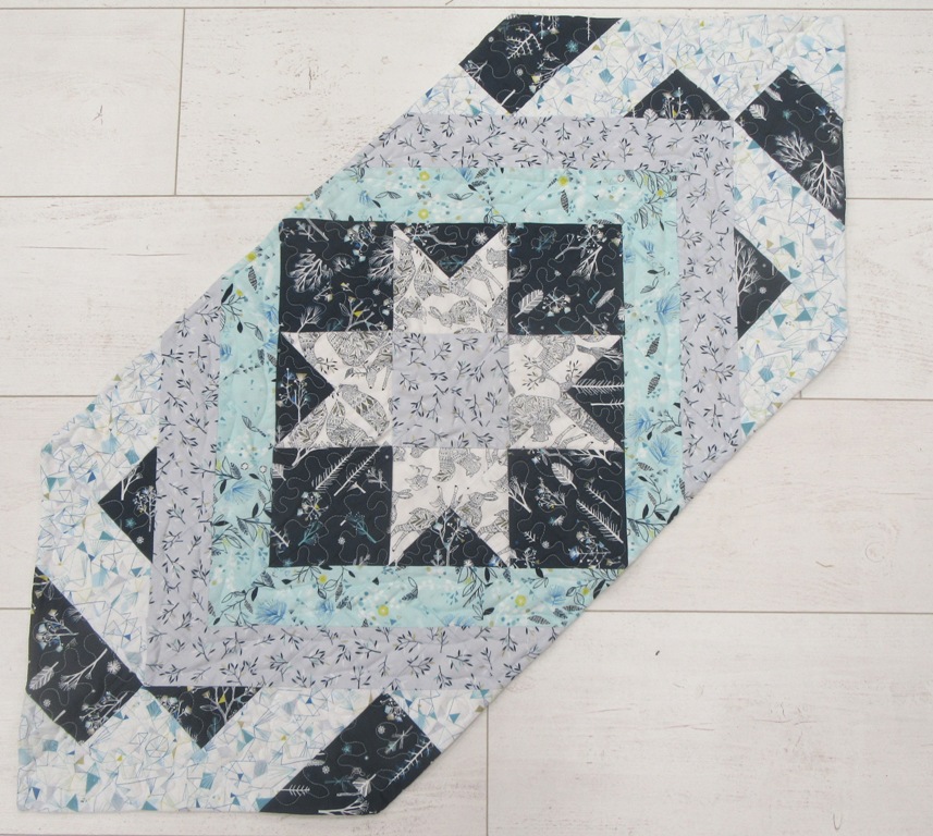 Patchwork Star in Winter colours by Allison Reid